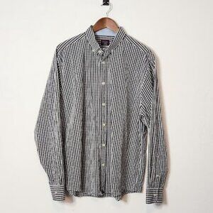 UNTUCKit Men's Long Sleeve Button-Down Shirt in size XL